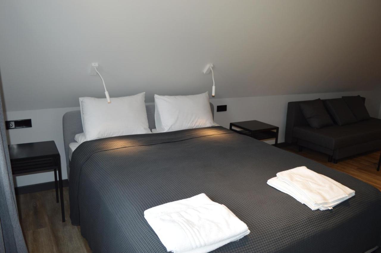 Hotel Baltas Gandras Naisiai Esterno foto