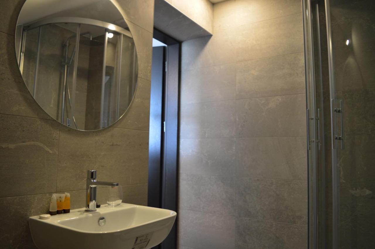 Hotel Baltas Gandras Naisiai Esterno foto